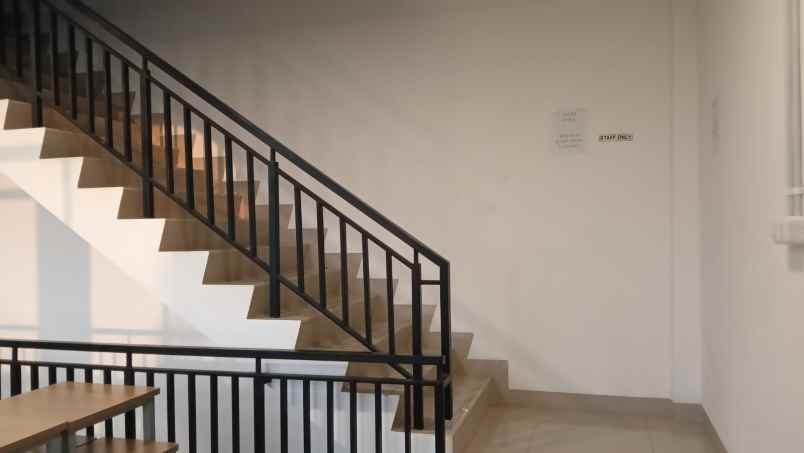 beli ruko langsung dapat uang sewa di la riviera pik2