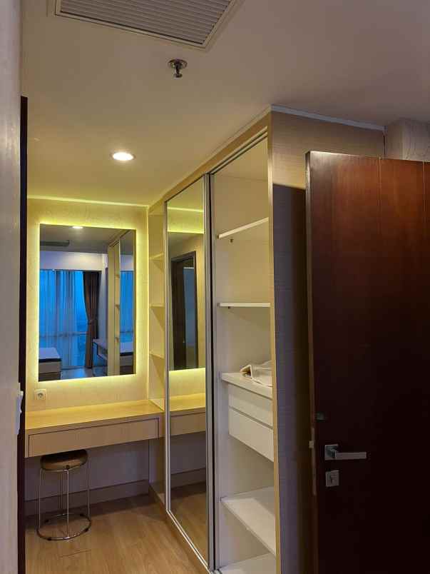 dijual apartemen apartemen u residence