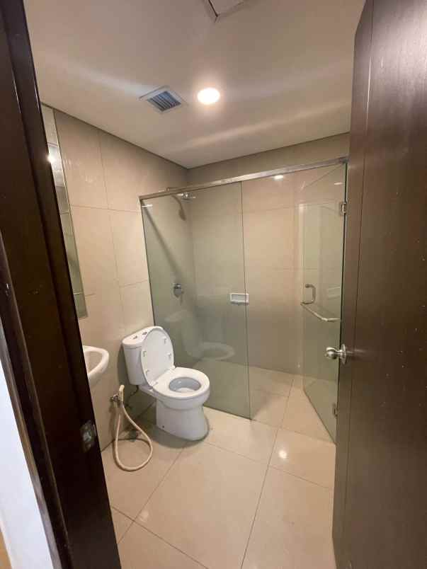 dijual apartemen jl merdeka