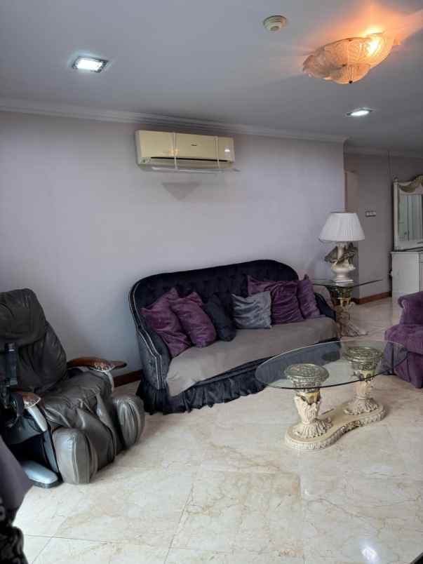 dijual apartemen kondominium graha famili