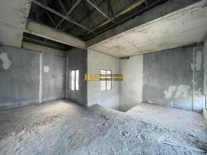 dijual cepat rumah di komplek mayfair residence medan