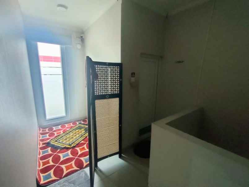 dijual gudang bizpoint 2lantai di cikupa tangerang