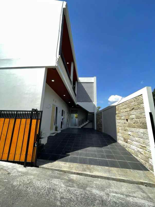 dijual kost jalan kaliurang km 13 5