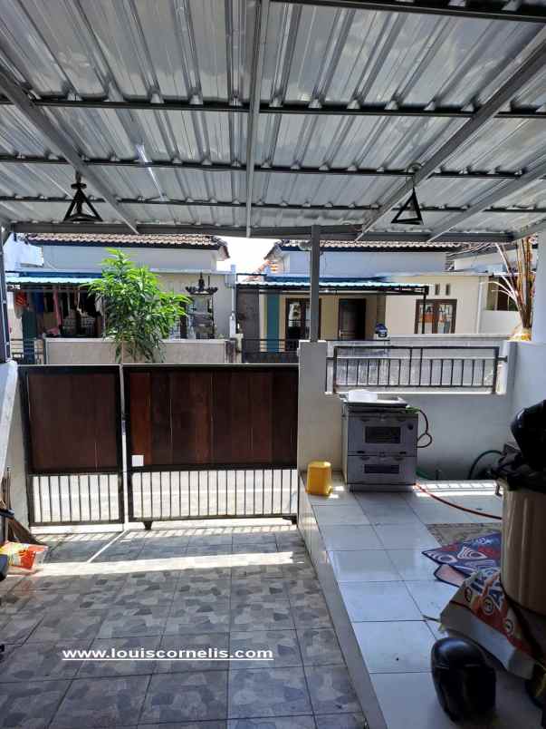 dijual murah rumah 2 lantai rooftop di jimbaran bali