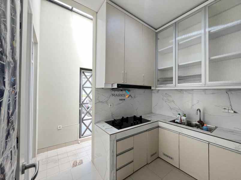 dijual rugi rumah full furnish grand kenjeran bagus