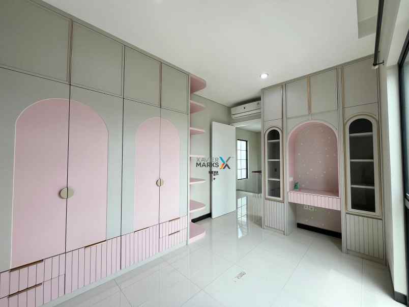 dijual rugi rumah full furnish grand kenjeran bagus