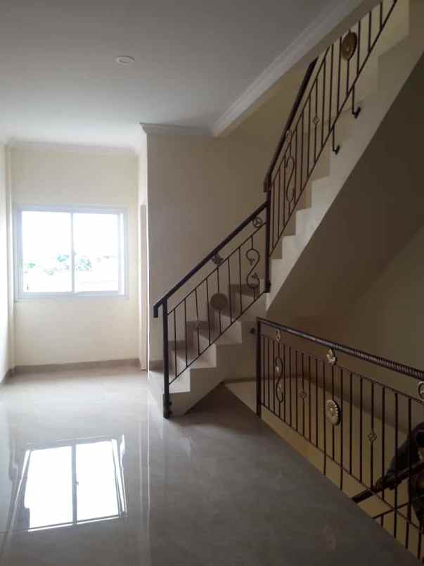 dijual ruko gudang kantor bintaro permai raya