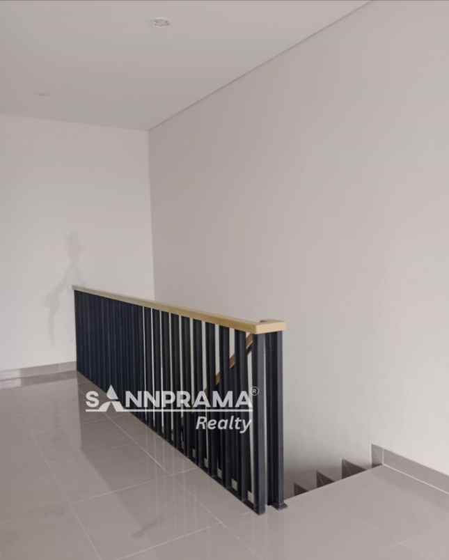 dijual ruko gudang kantor curug bojongsari depok