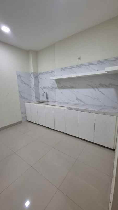 dijual ruko gudang kantor gading griya lestari