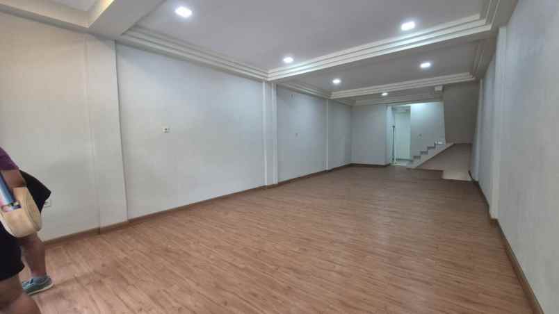 dijual ruko gudang kantor gading griya lestari