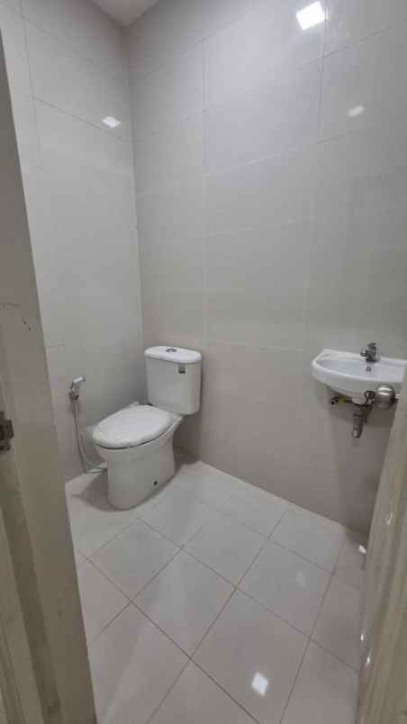 dijual ruko gudang kantor gading griya lestari