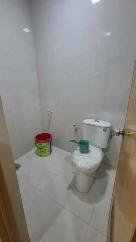 dijual ruko gudang kantor gading griya lestari