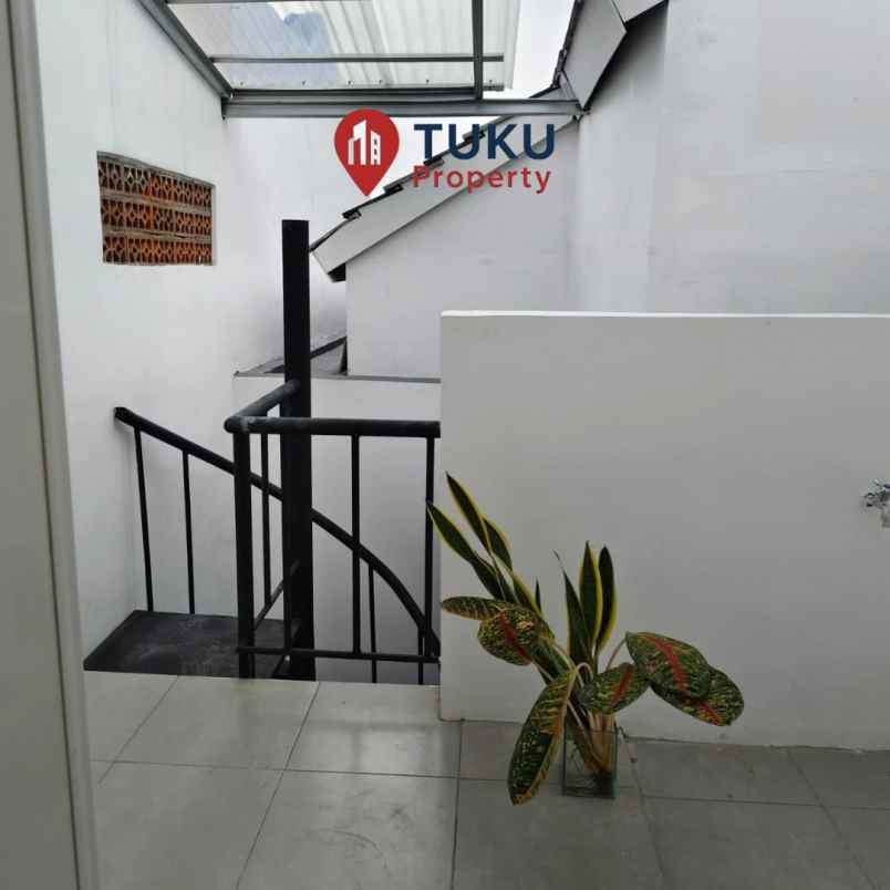 dijual ruko gudang kantor griya loka sektor 1 1 bsd