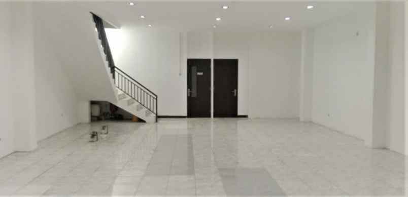 dijual ruko gudang kantor jalan raya kh noer ali