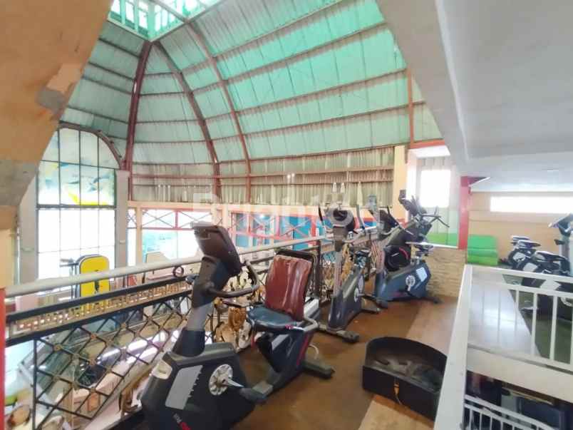 dijual ruko gudang kantor raya manyar