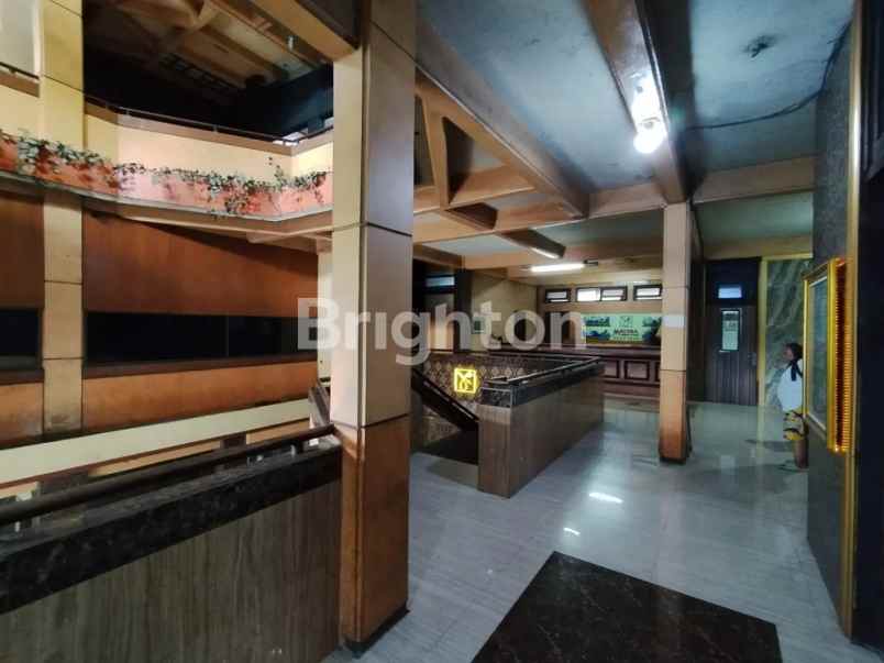 dijual ruko gudang kantor raya manyar