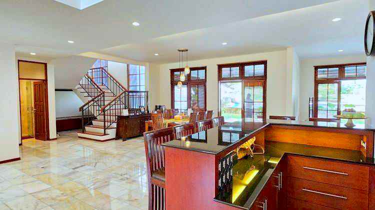 dijual rumah abdul majid