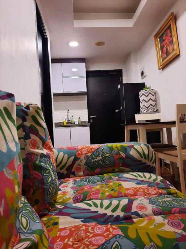 dijual rumah apartemen belmont residences