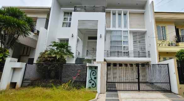 dijual rumah araya 1 galaxy bumi permai