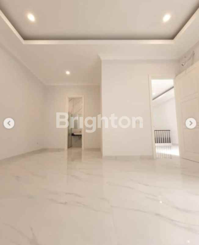 dijual rumah araya 2