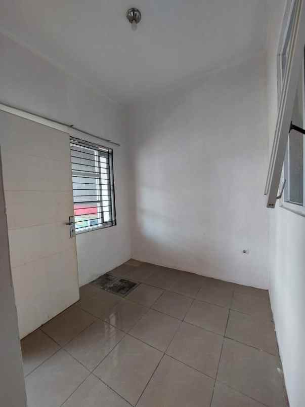 dijual rumah arcamanik