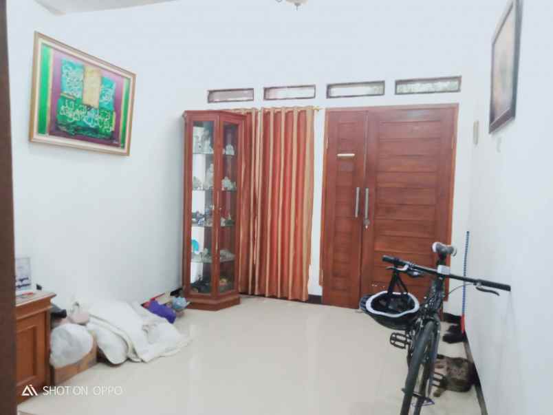 dijual rumah arcamanik