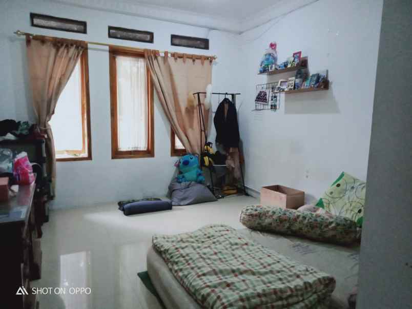 dijual rumah arcamanik