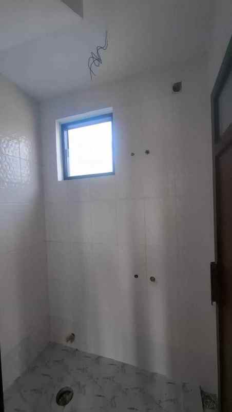 dijual rumah arjowinangun kedungkandang