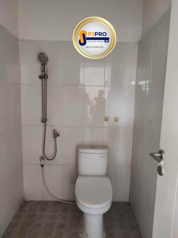 dijual rumah bagus siaphuni di grand mahkota 1