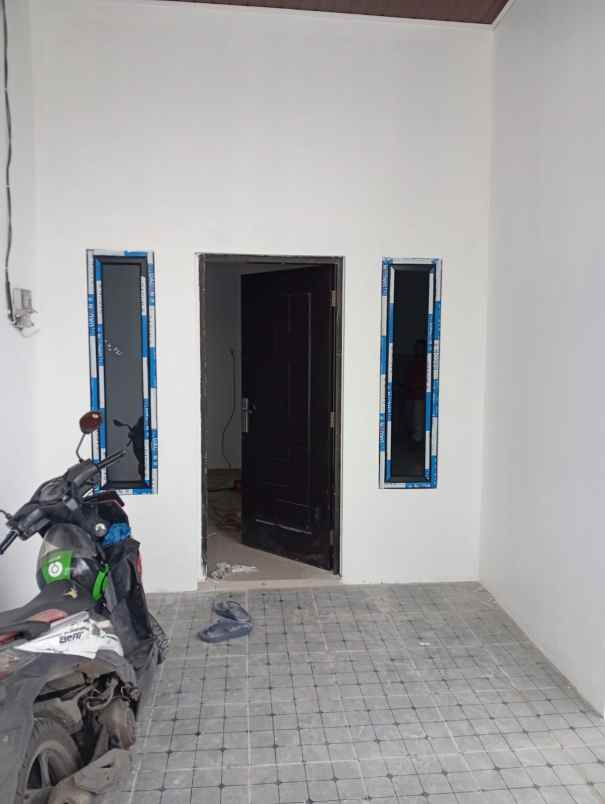 dijual rumah baru di harapan indah bekasi c1063