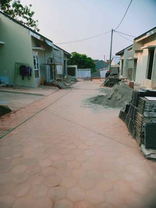 dijual rumah bojong kulur