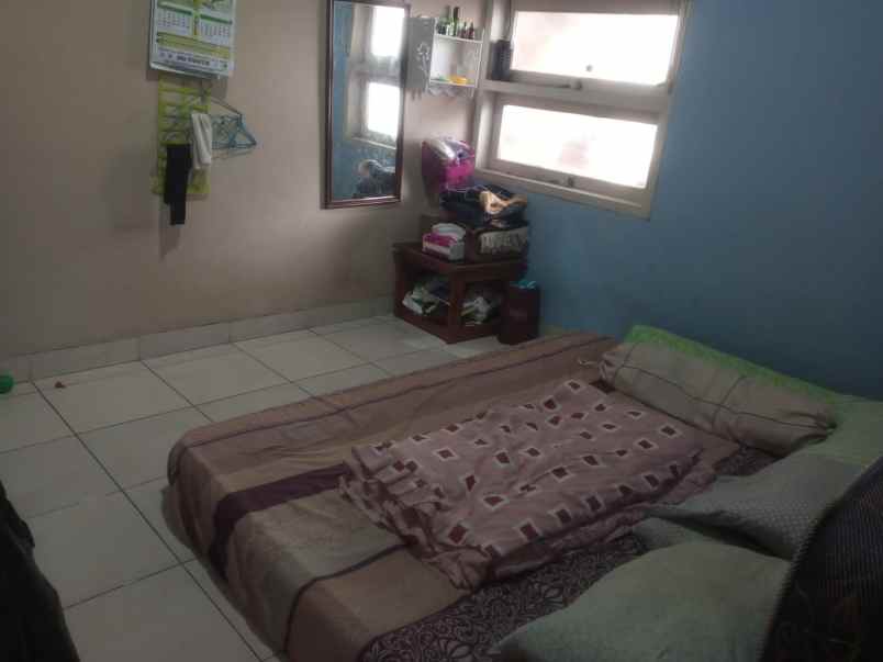 dijual rumah buana soetta residence