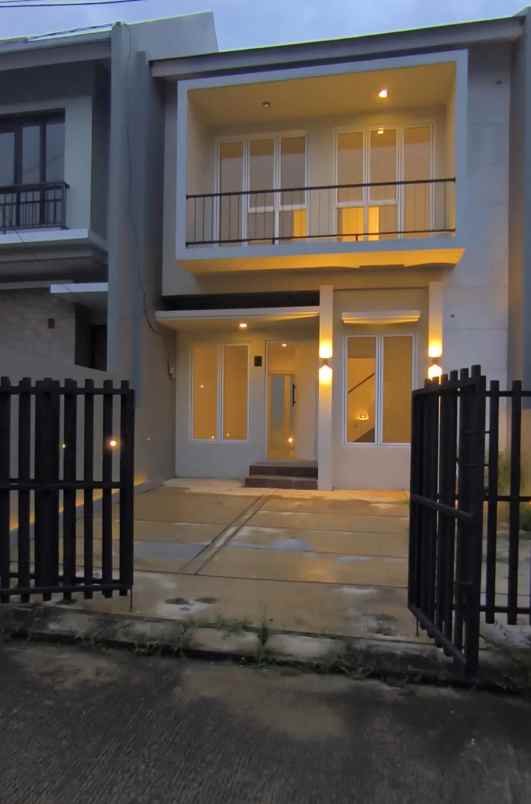 dijual rumah bukit golf riverside cibubur