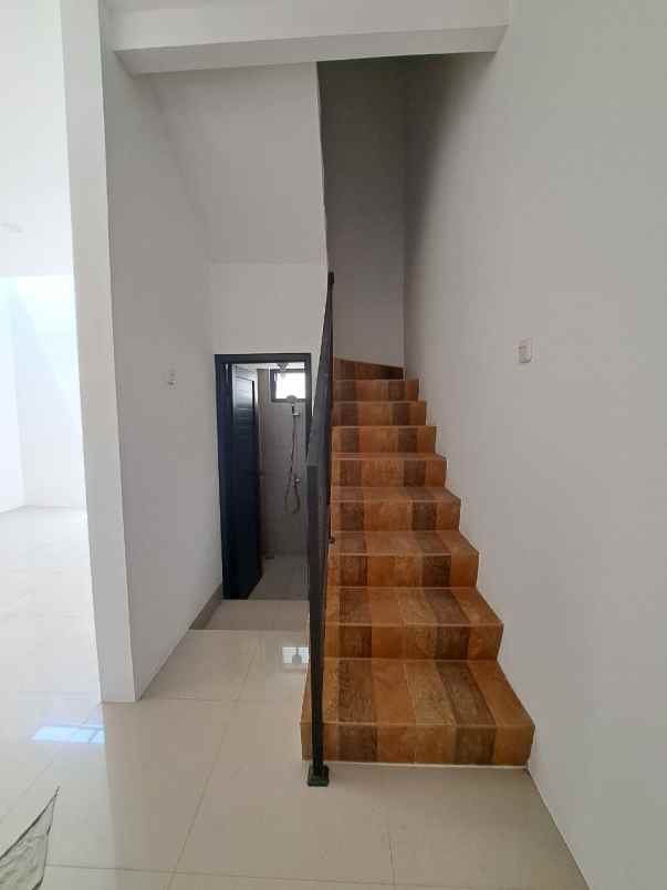 dijual rumah cawang kramat jati jakarta