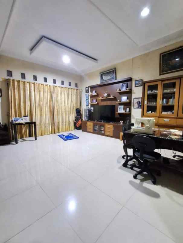 dijual rumah ceger cipayung jakarta timur