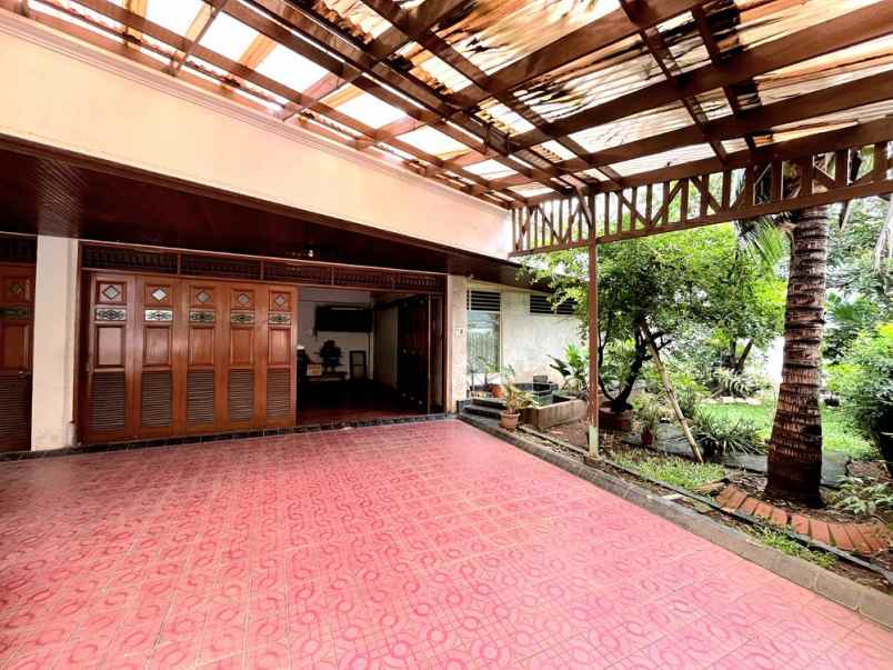 dijual rumah cempaka putih