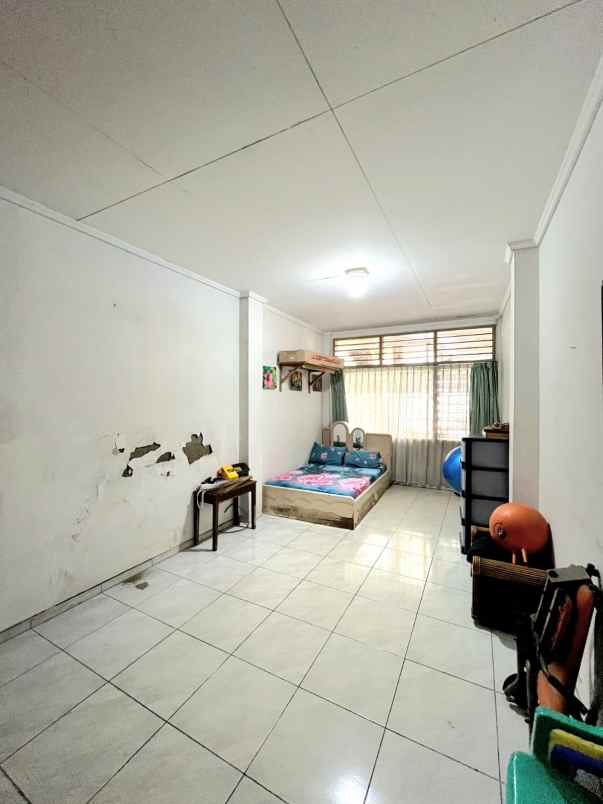 dijual rumah cempaka putih