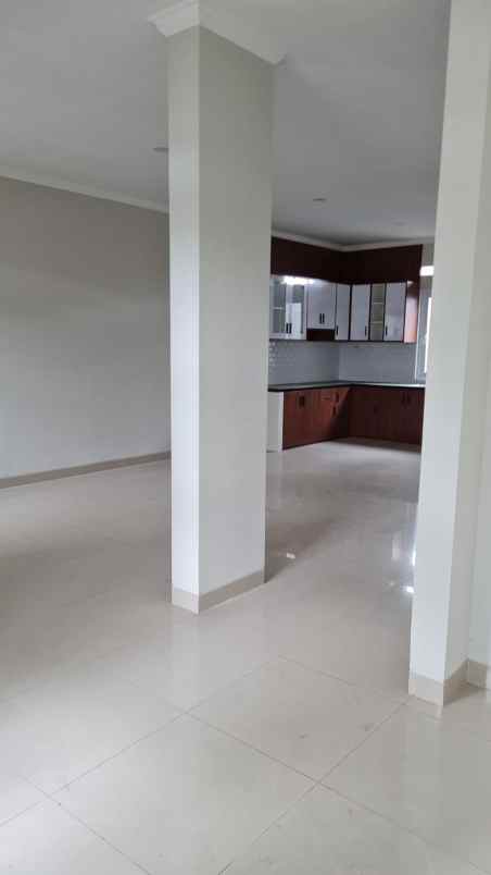 dijual rumah cibaligo cihanjuang