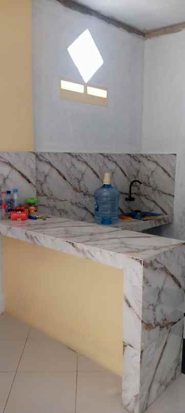 dijual rumah ciledug