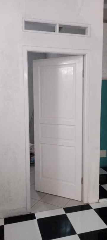 dijual rumah ciledug