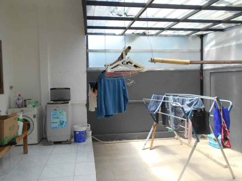 dijual rumah cilodong sukmajaya