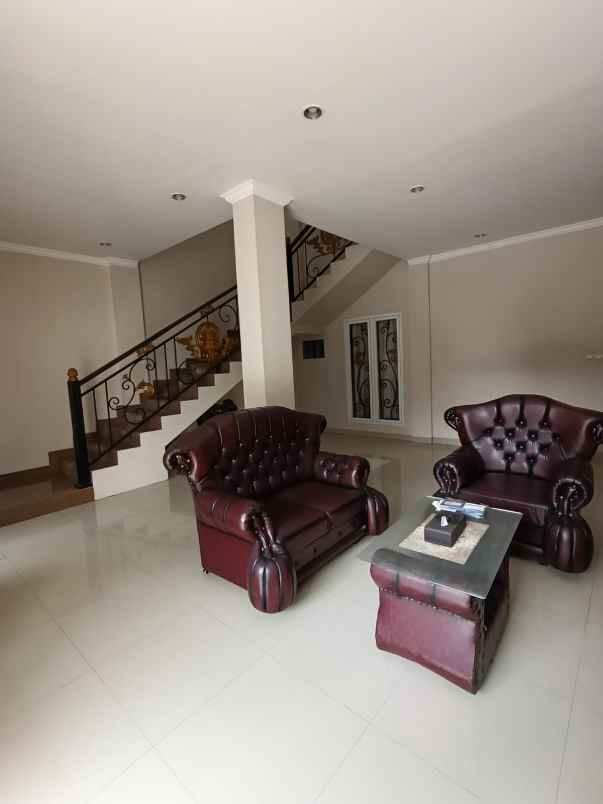 dijual rumah cipinang besar jaktim