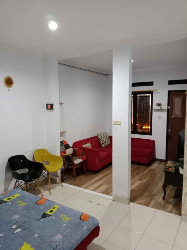 dijual rumah cirendeu pisangan ciputat