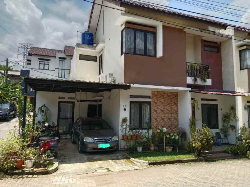 dijual rumah cirendeu pisangan ciputat
