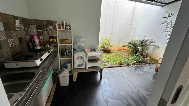 dijual rumah citragran cbd