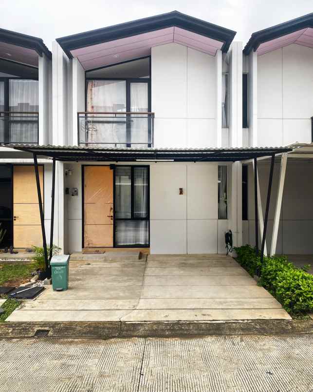 dijual rumah cluster cendana parc lippo