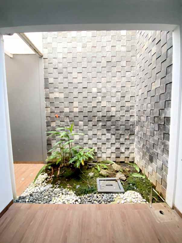 dijual rumah cluster grand villa