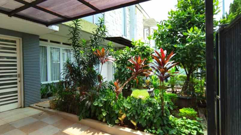 dijual rumah cluster sevilla metland cakung