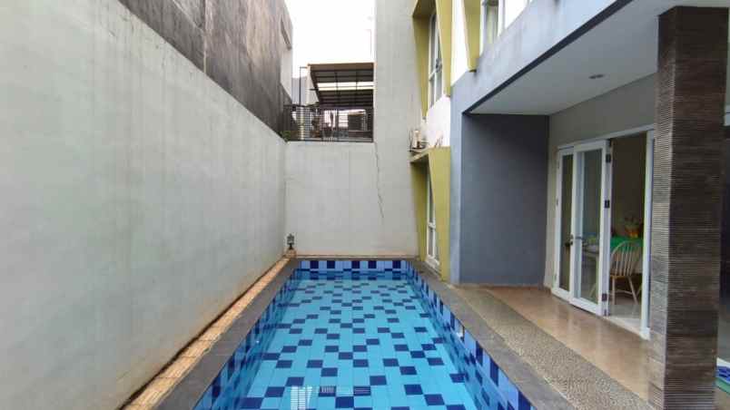 dijual rumah cluster sevilla metland cakung