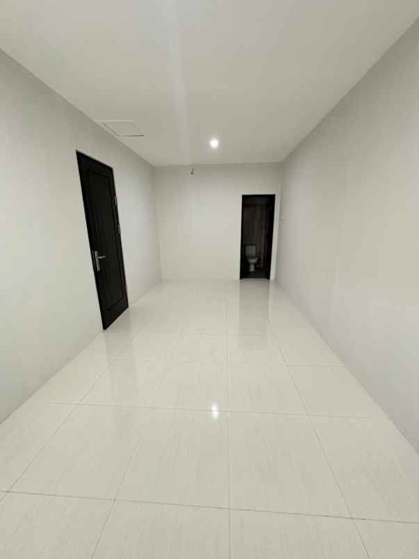 dijual rumah darmo indah selatan kec